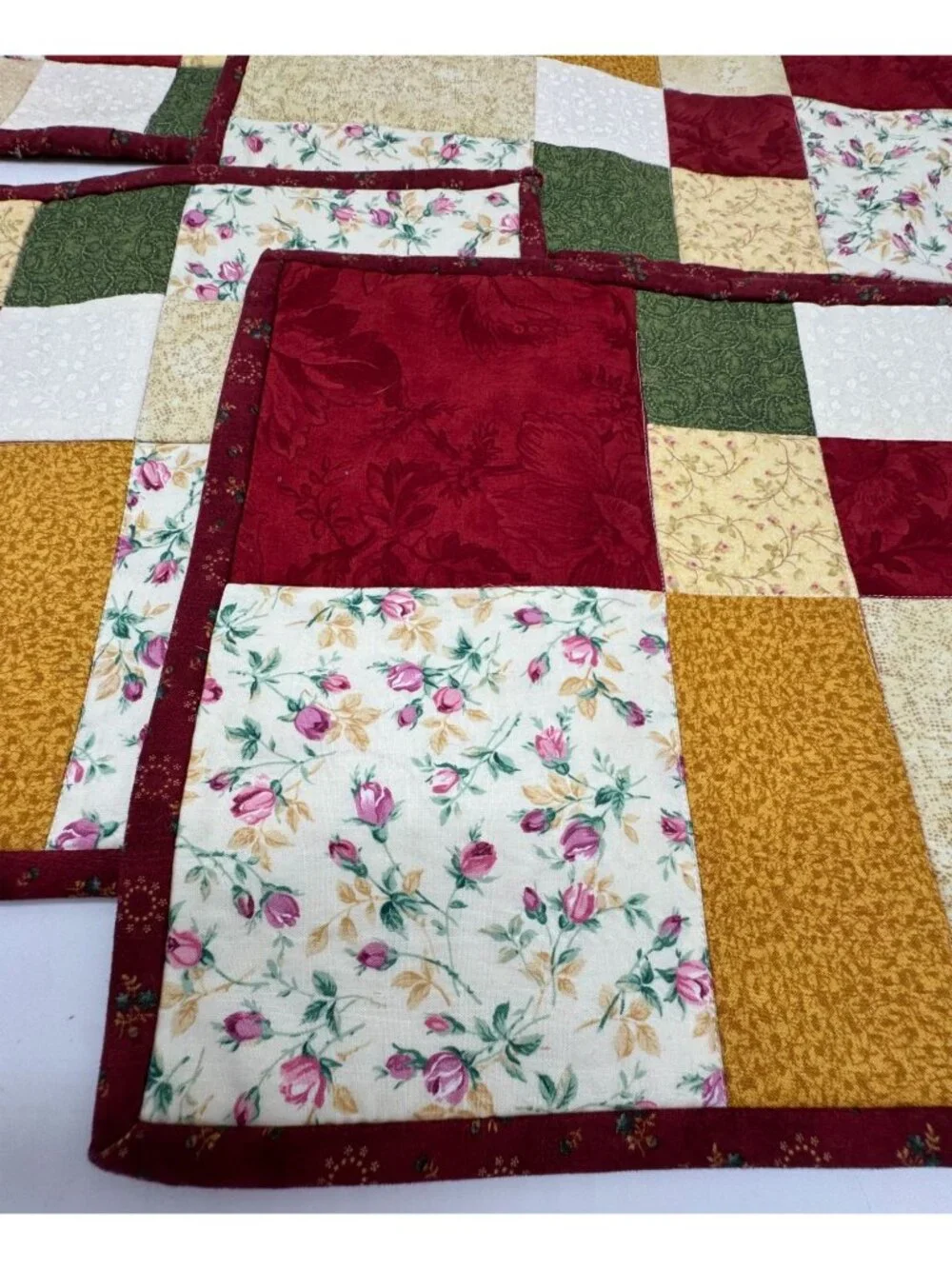 Lot Of 4 Vintage Handmade Patchwork Floral Quilted Placemats Cottage Table Decor